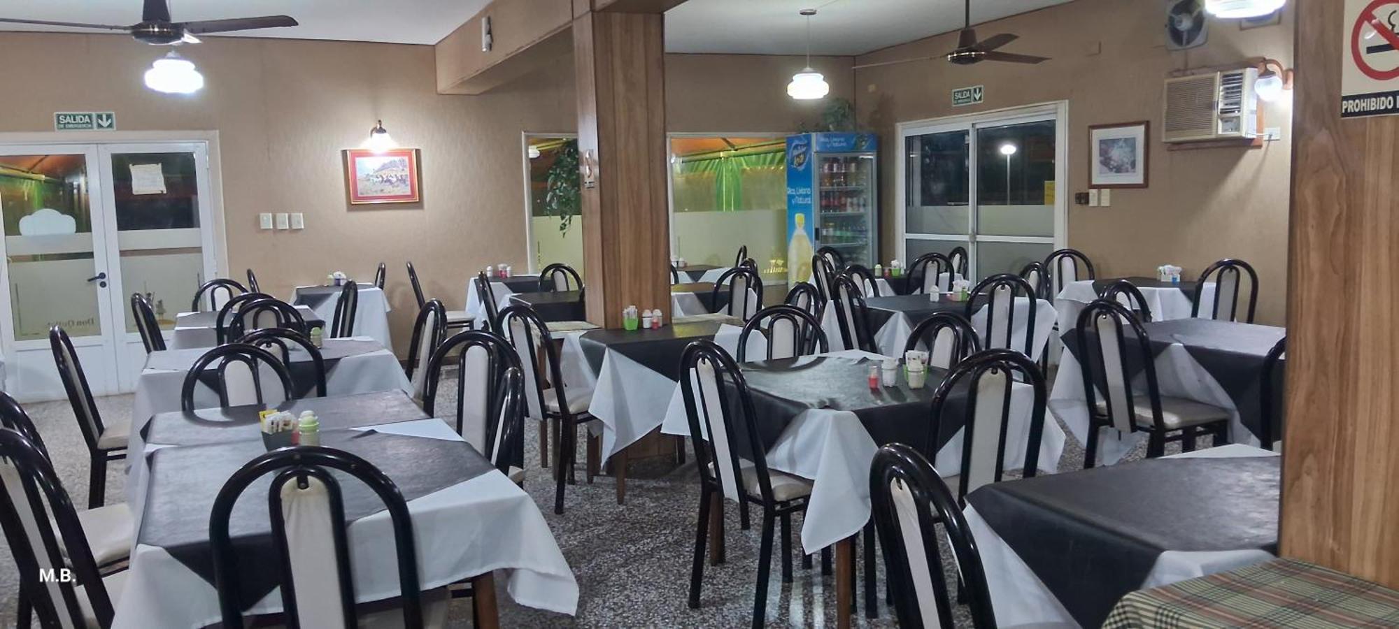 Hotel Y Restaurant Don Quijote Macachin  Exterior photo